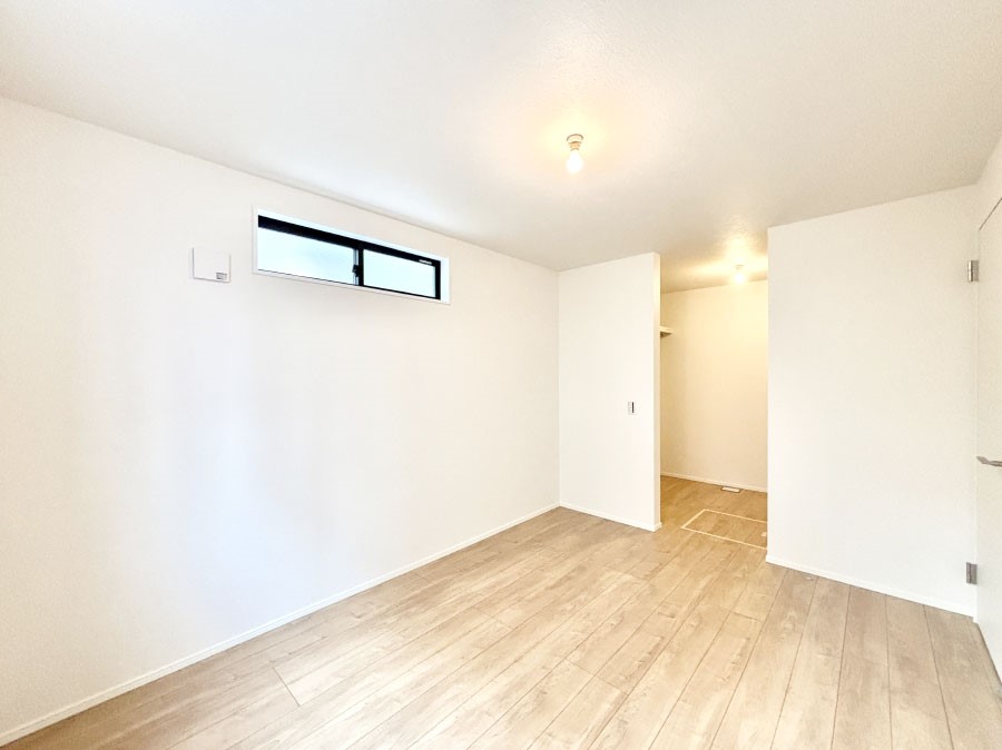 �q������ �q�������ɂ��������߂Ȏ��[�X�y�[�X�����Ղ�̋���