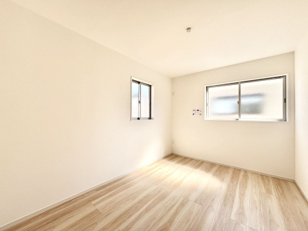 �q������ �Q�ʍ̌��Ŗ��邳�����ʂ��ǍD�I