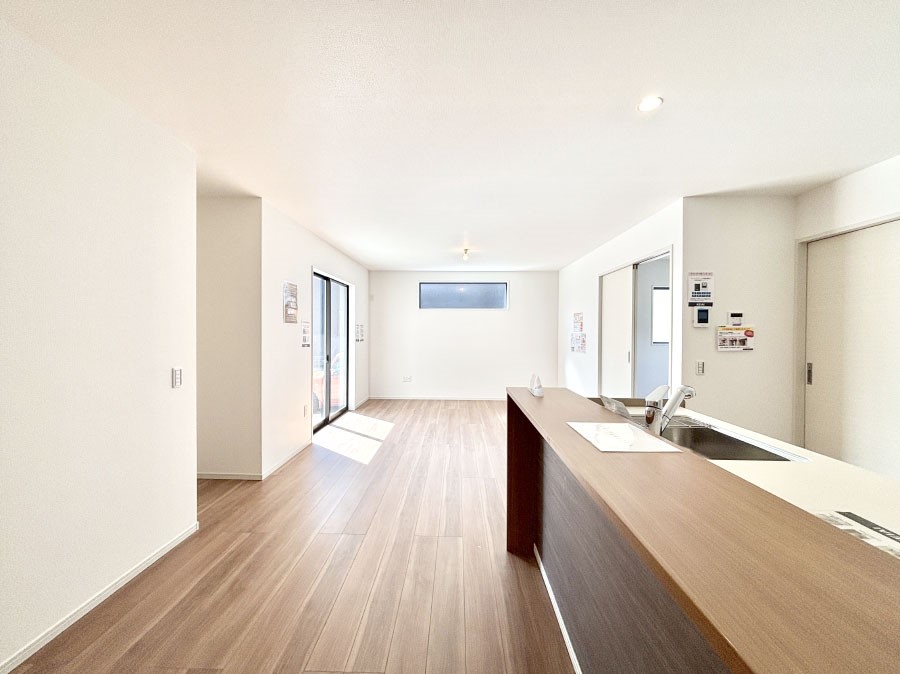 ���̑����� �Ƒ������R�ƏW�܂�e���̃X�y�[�X�ɂȂ肻��    