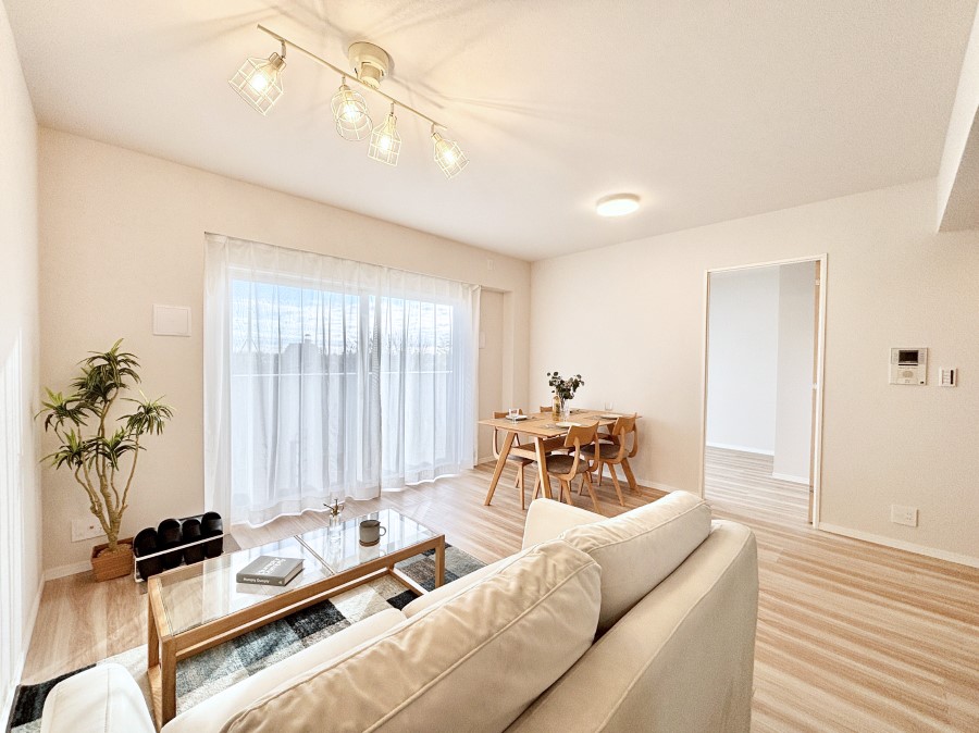 ���r���O ���K���Ƃ�Ƃ���f�U�C���������r���O�B