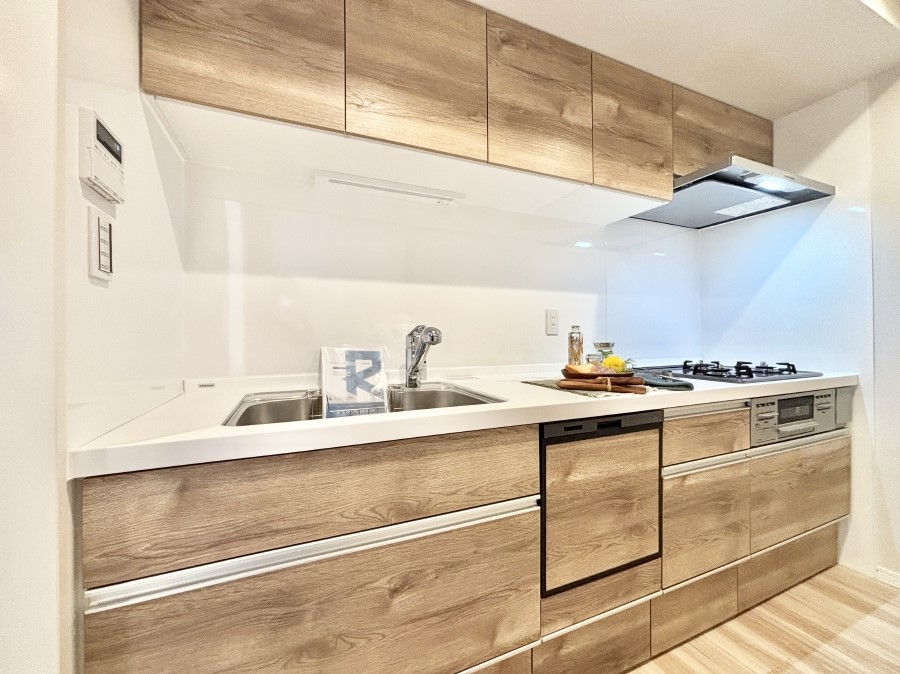 �L�b�`�� �������̂������ŉƑ��̏Ί炪�L����܂�  