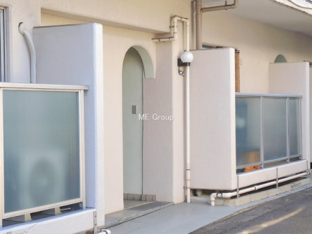 �G���g�����X -