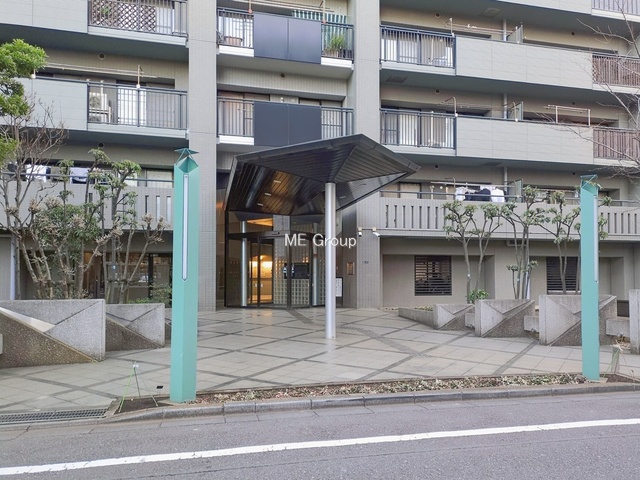 �G���g�����X -