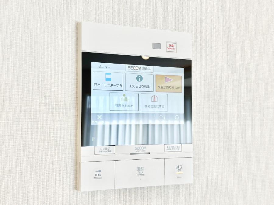 ���̑����� TV���j�^�[�t�C���^�[�t�H�����t���Ă��ăZ�L�����e�B�[��  