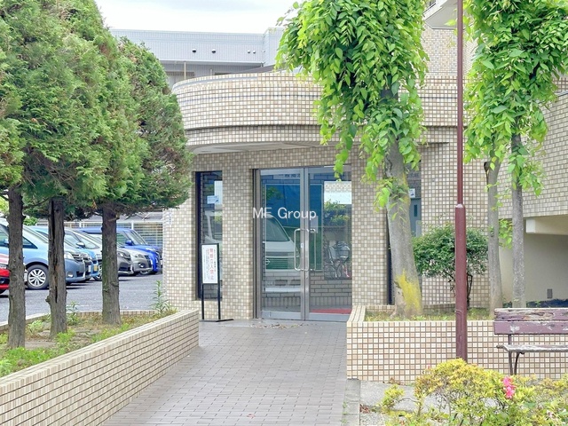 �G���g�����X -