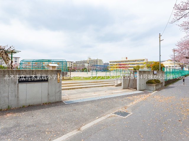 ���ӊ� ���w�Z 180m �u�؎s���u�ؑ�l���w�Z