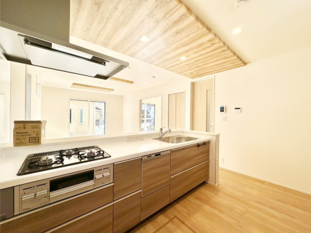 �L�b�`�� �L�X�Ƃ����g������̗ǂ��L�b�`���œ��X�̂��������y�����Ȃ肻��