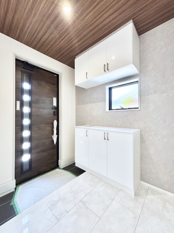 ���� ����I�𗘗p���āA���z�������������q�l�������ĂȂ��ł��܂��B