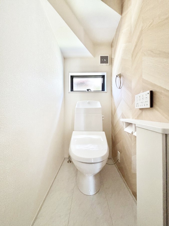 �g�C�� �E�H�V�����b�g�t���g�C����1�K��2�K���ꂼ��ɔz�u����Ă��ĂƂĂ��֗��ł��B 