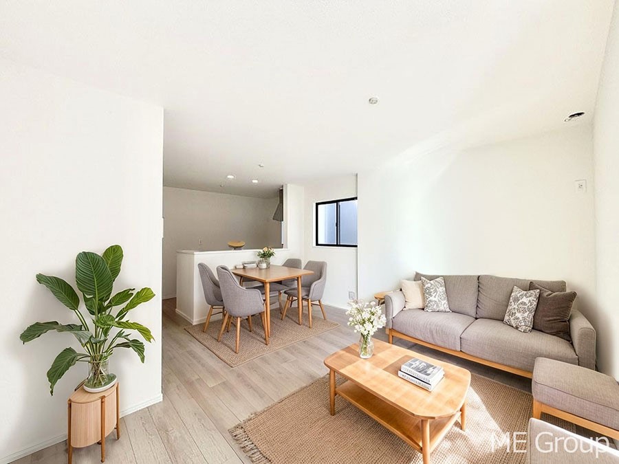 ���r���O ���Ƒ��̓��₩�Șb�����ŕ�܂�閾�邢���r���O  ���Ƌ��CG�ł�