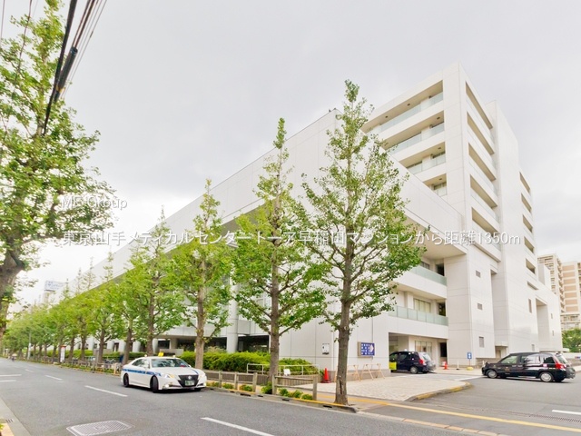 ���ӊ� �a�@ 1350m �����R�胁�f�B�J���Z���^�[