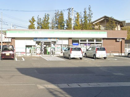 ���ӊ� �R���r�j 200m �t�@�~���[�}�[�g ��z�_�����X