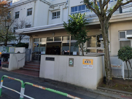 ���ӊ� ���w�Z 300m �V�h�旧������O���w�Z