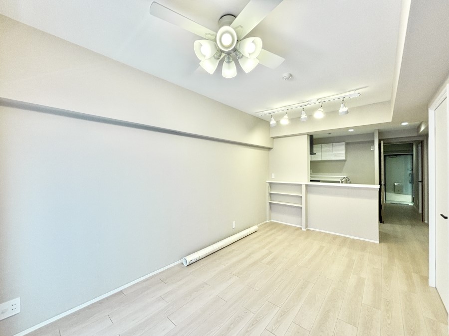 ���r���O ���Ƒ��̓��₩�Șb�����ŕ�܂�閾�邢���r���O 