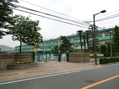 ���ӊ� ���w�Z 600m �˓c�����w�Z