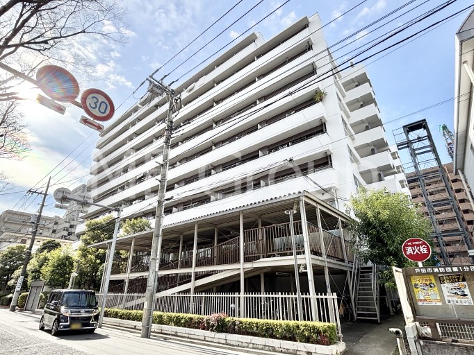 ���n�O�ώʐ^ �O�� �����ɕ֗��Ȓn�ɐL�т₩�ȉƑ��̐������i��`���Z�܂�