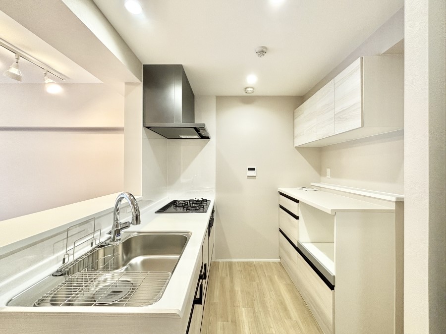 �L�b�`�� �L�b�`���Ƃ������̃J�b�v�{�[�h�t��