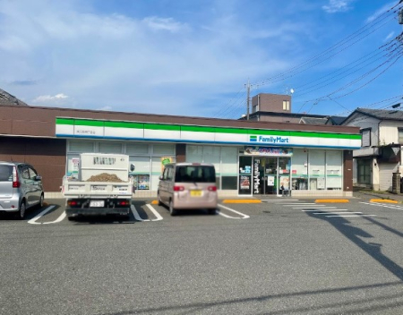 ���ӊ� �R���r�j 171m �t�@�~���[�}�[�g ��Ԕ��l���ړX