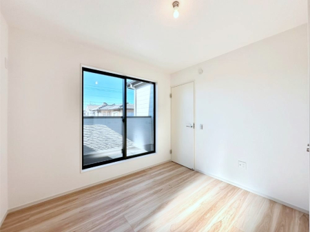 �Q�� ���邢�o���R�j�[�T�C�h�ɗm����ݒu�B�ڊo�߂̗ǂ��Q���ɁB 