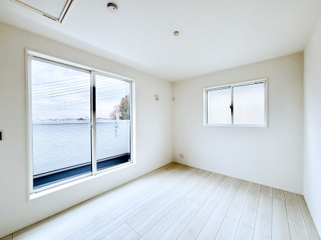 ���̑����� �o���R�j�[���J�������v���X���Ă����m��