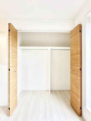 ���[ �S�Ă̋����Ɏ��[���t���Ă��āA���Z�X�y�[�X���L���g���܂��B