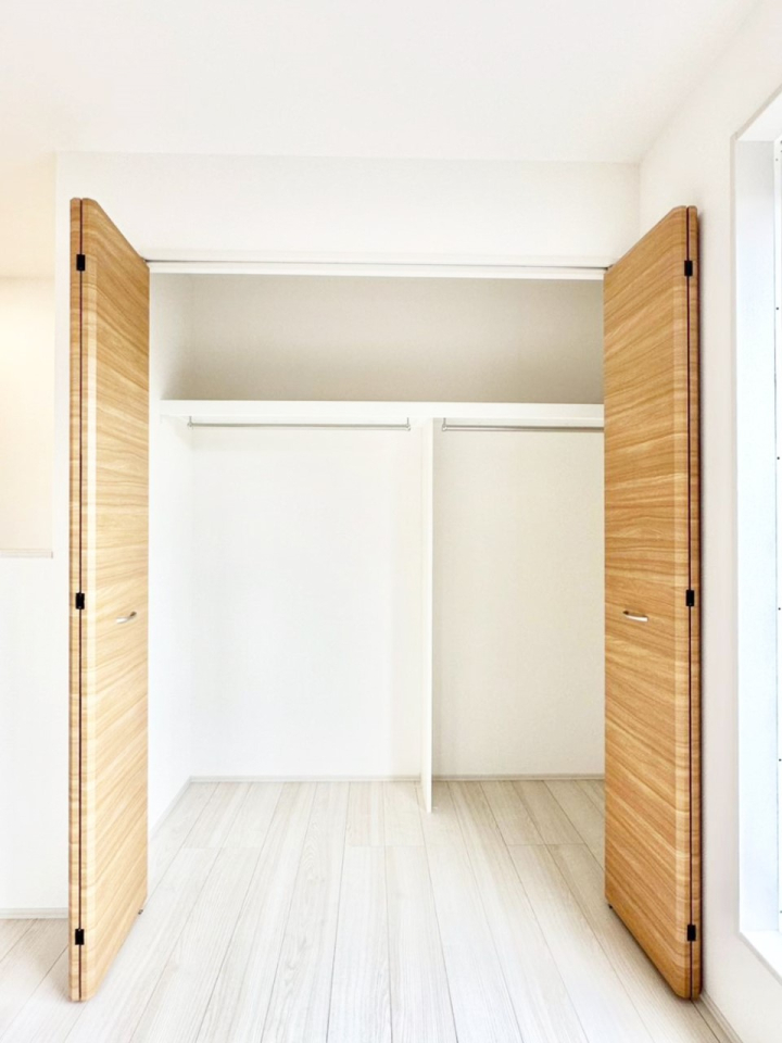 ���[ �S�Ă̋����Ɏ��[���t���Ă��āA���Z�X�y�[�X���L���g���܂��B