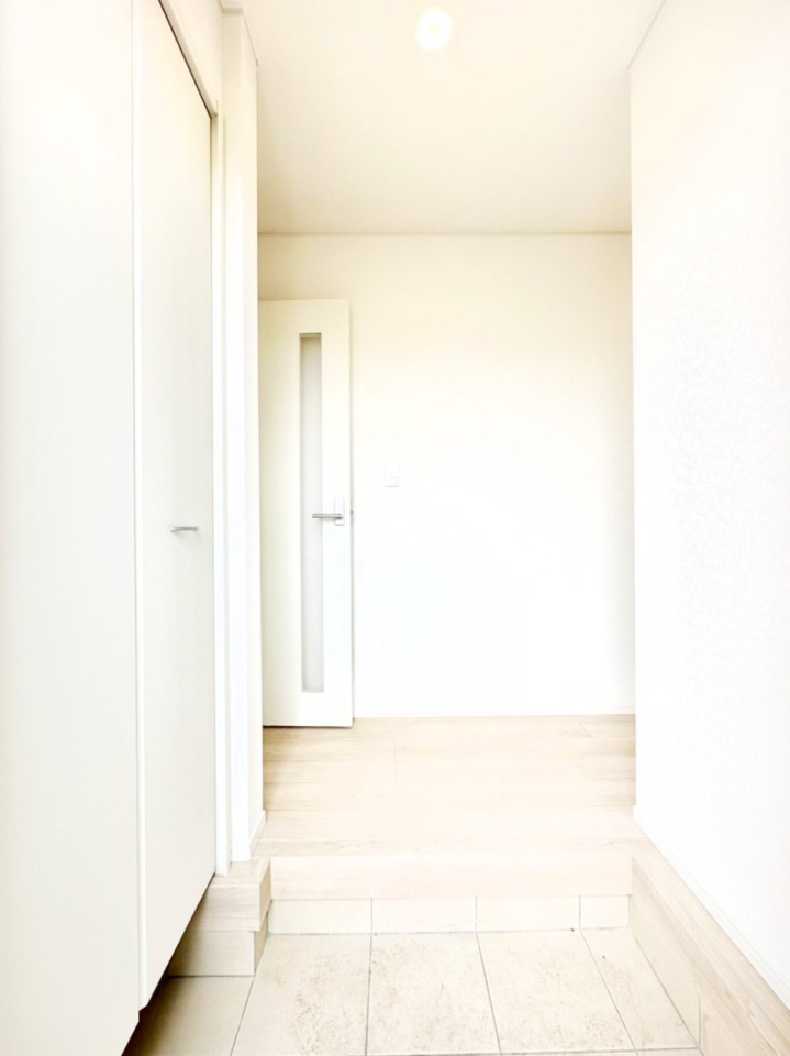 ���� ���Ƒ��₨�q�l���C�����悭���o�}���ł��鉸�₩�ȕ��͋C�̌��ւł��B