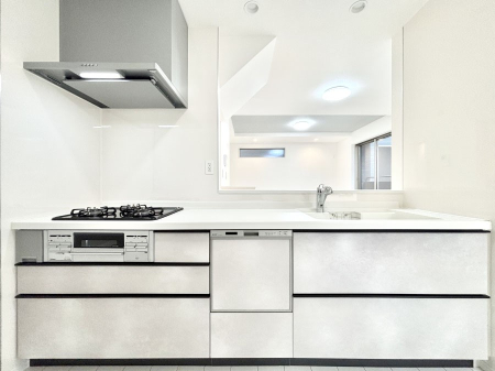 �L�b�`�� �������������I�ɁA�y�����I�V�X�e���L�b�`��  