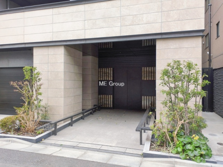 �G���g�����X -