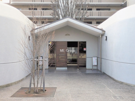 �G���g�����X -