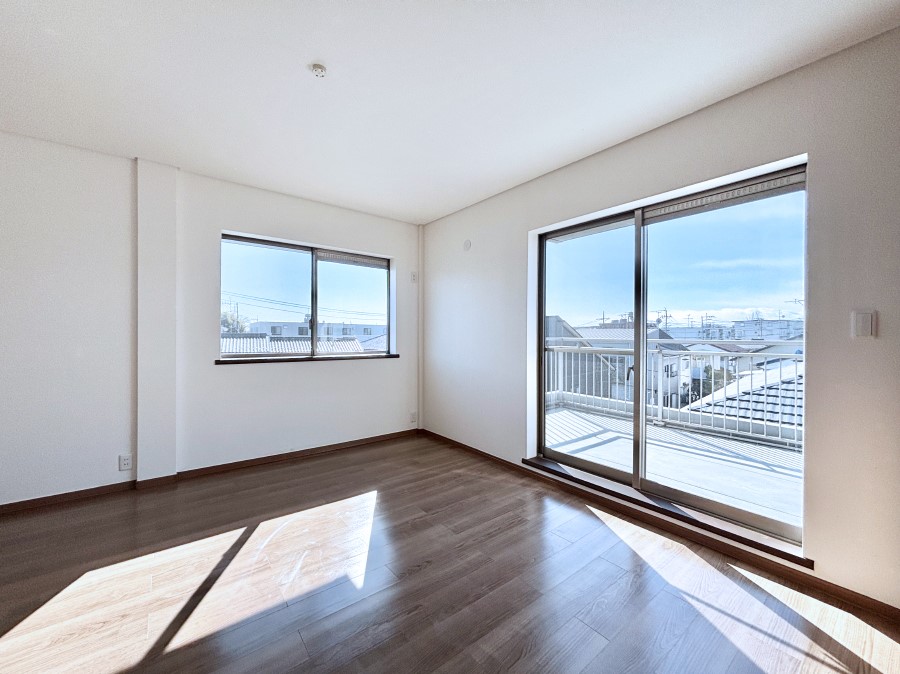 �Q�� ���邢�o���R�j�[�T�C�h�ɗm����ݒu�B�ڊo�߂̗ǂ��Q���ɁB 