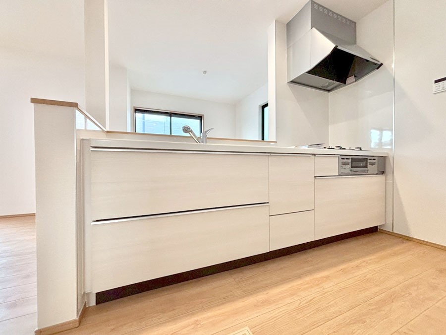 �L�b�`�� ��Ƃ肠��L�b�`���ł͂��Ƒ��Ɗy�������������ł��܂��B