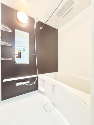 ���� ����̔�������Ă���閾�邢�������̂���o�X���[��