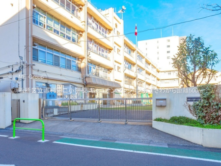 ���ӊ� ���w�Z 500m ���旧�u����񏬊w�Z