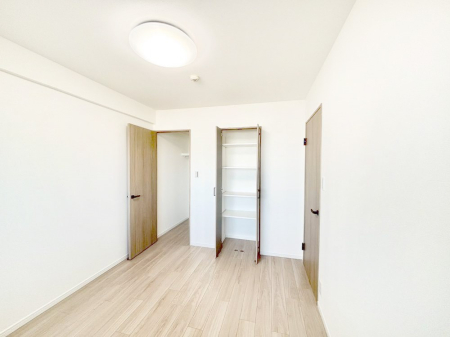 �Q�� �g���₷���`�Ńx�b�g��Ƌ�̒u�����ɂ����邱�Ƃ�����܂���B   