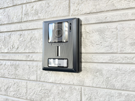 ���̑����� TV���j�^�[�t�C���^�[�z�����t���Ă��ăZ�L�����e�B�[��