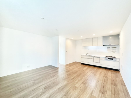 ���r���O �Ƒ��c���̎��Ԃ����������Ȃ��났�̃��r���O�_�C�j���O�B   