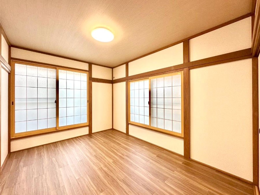 �q������ �Q�ʍ̌��Ŗ��邳�����ʂ��ǍD�I