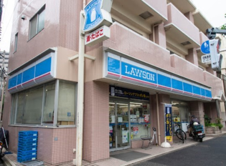 ���ӊ� �R���r�j 300m ���[�\�� �r�K�O�h�ʓX