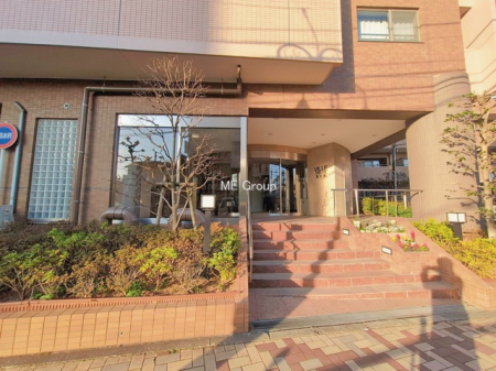 �G���g�����X -