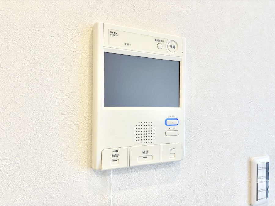 ���̑����� �K��҂���ڂł킩����S�̂s�u���j�^�[�t���C���^�[�z���B   