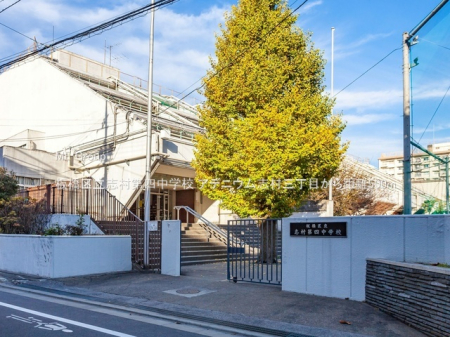 ���ӊ� ���w�Z 500m ���旧�u����l���w�Z