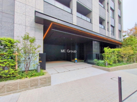 �G���g�����X -