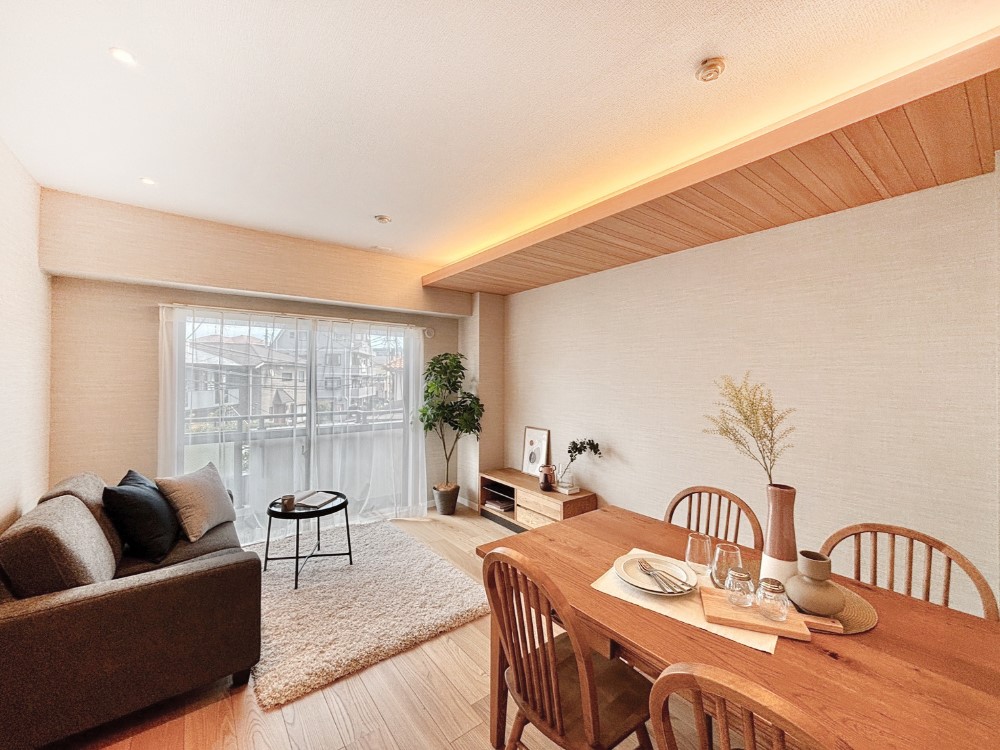 ���r���O �Ƒ��c���̎��Ԃ����������Ȃ��났�̃��r���O�_�C�j���O�B   