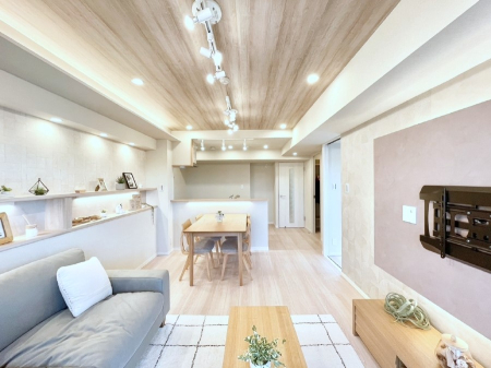 ���̑����� �Ƒ��̂Ȃ�����؂ɂ����_�C�j���O  