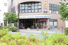 ���ӊ� �R���r�j 100m �~�j�X�g�b�v �V���I���X