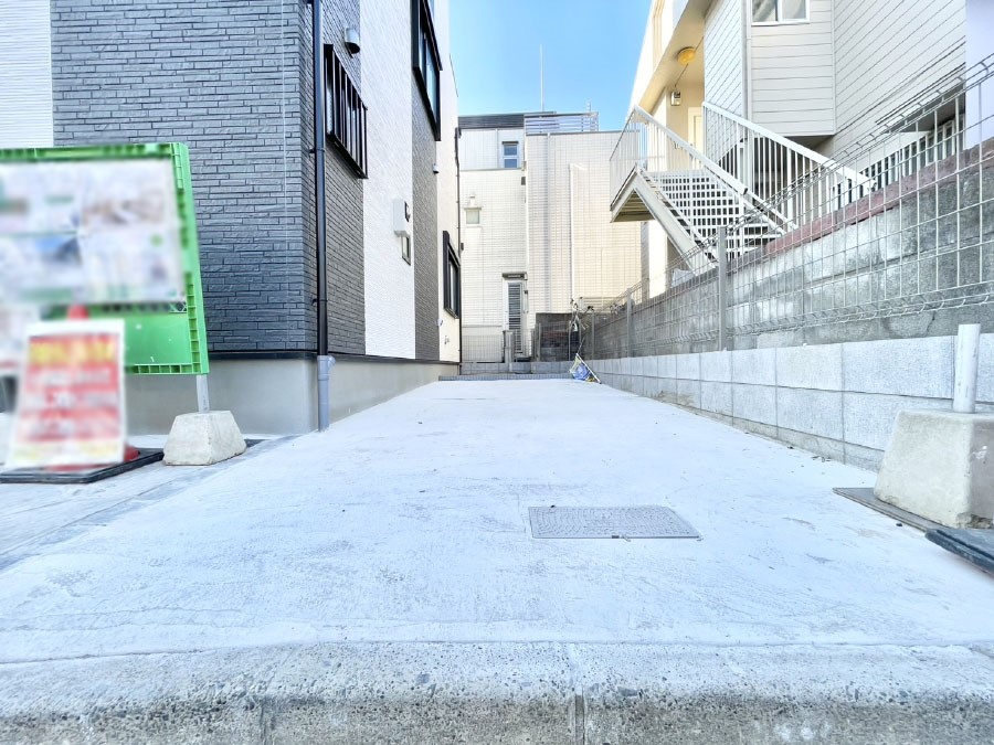  �����Ɍ������Ȃ����ԃX�y�[�X�B