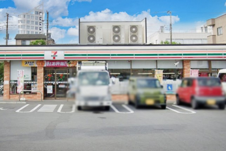 ���ӊ� �R���r�j 500m �Z�u��-�C���u�� �˓c���P���ړX