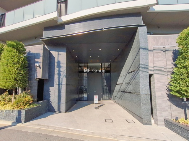 �G���g�����X -