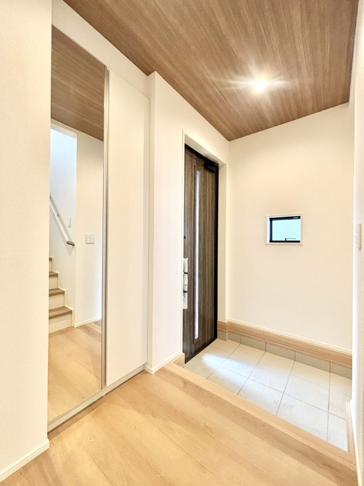 ���� ���邢���ւ͂��q�l�����o�}������̂ɂ҂�����ł��I 